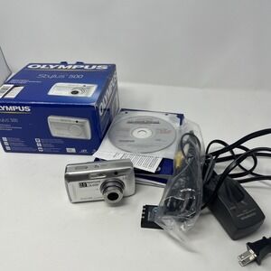 Olympus Stylue 500 5.0MP All Weather Digital Camera W/ Battery Charger Box